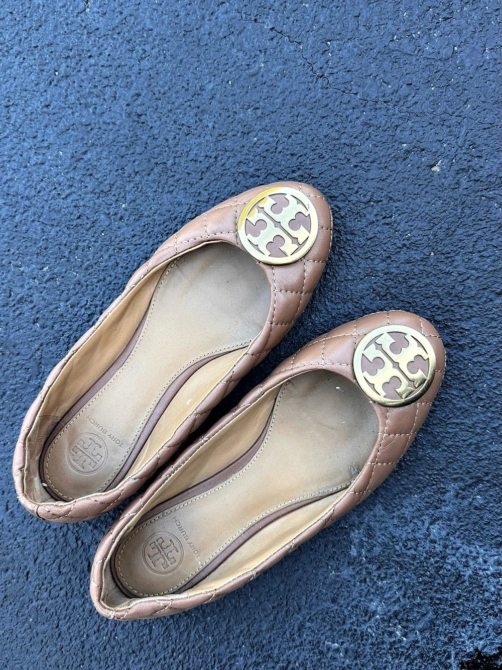 Tory Burch Quilted Ballet Flats in Brown